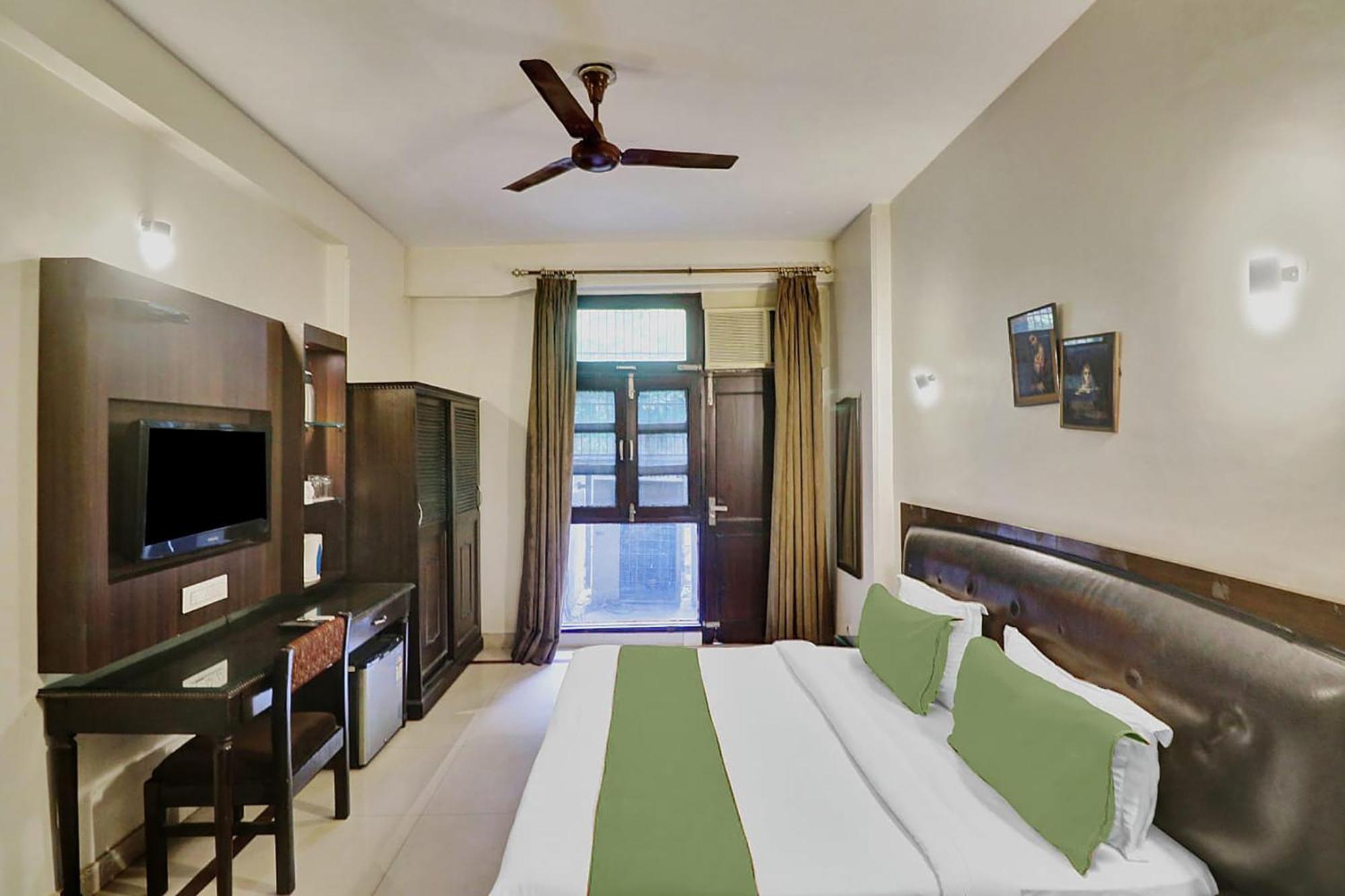 Fabexpress Lloyd House Hotel New Delhi Eksteriør billede