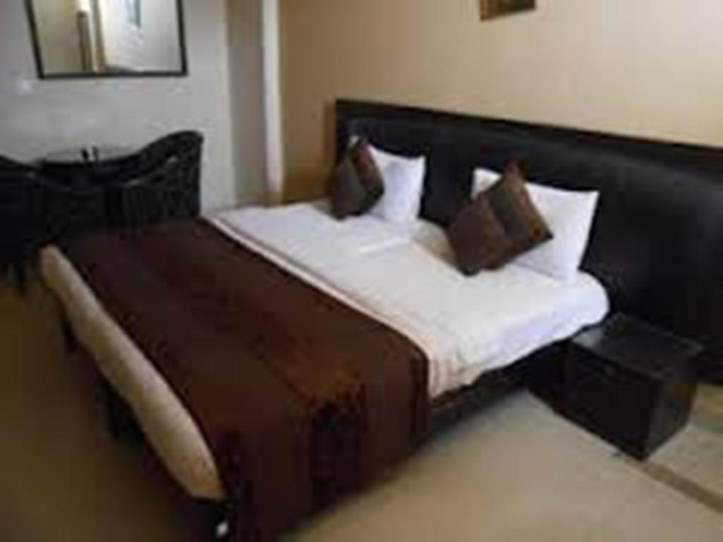 Fabexpress Lloyd House Hotel New Delhi Eksteriør billede